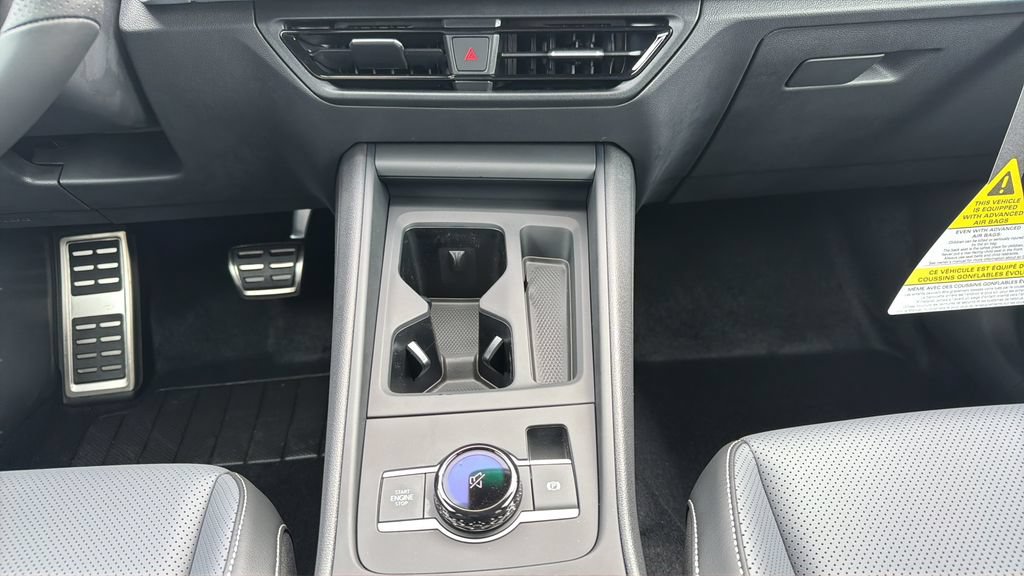New 2026 Volkswagen Tiguan SE R-Line FWD image 17