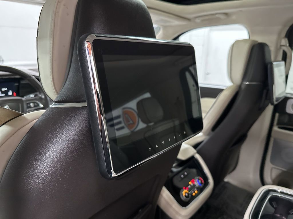 Used 2019 Lincoln Navigator L Black Label w/ Cargo Package AWD/4WD image 33