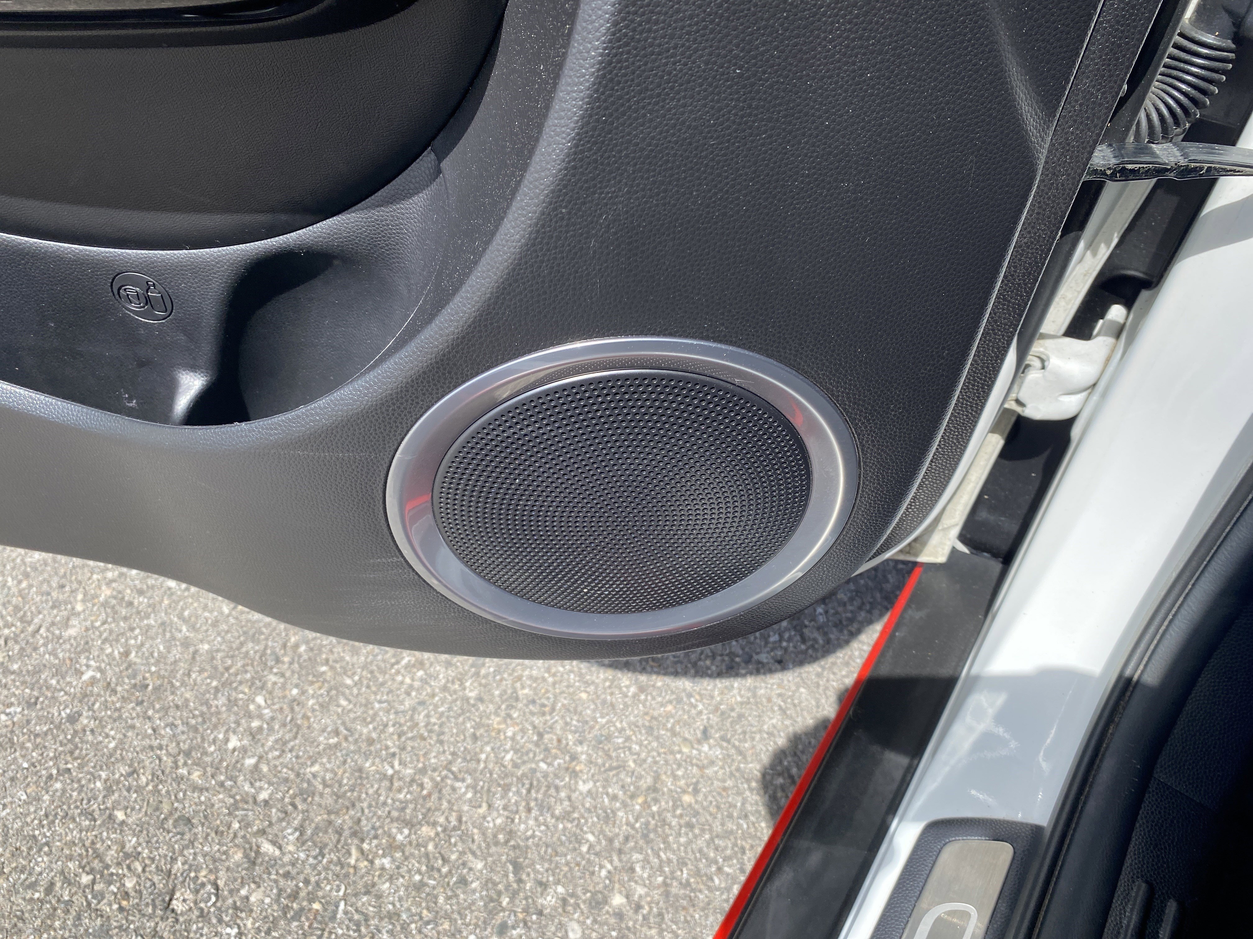 Used 2018 Kia Soul ! FWD image 29