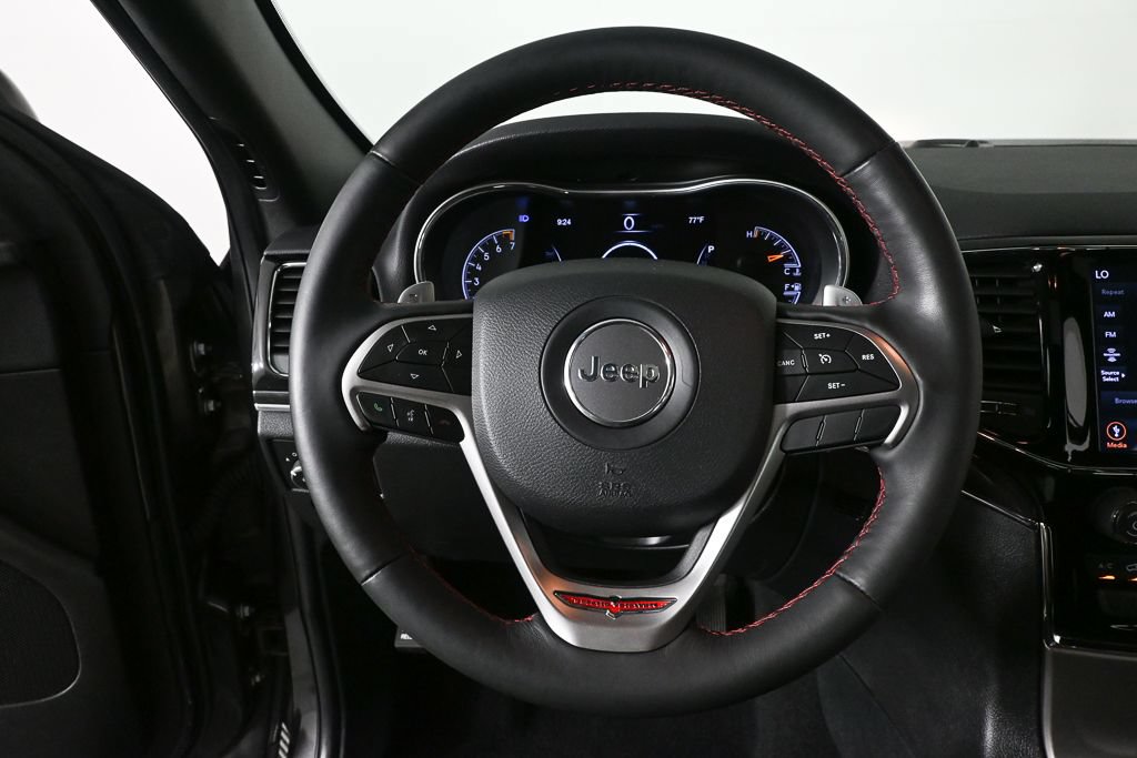 Used 2020 Jeep Grand Cherokee Trailhawk AWD/4WD image 2
