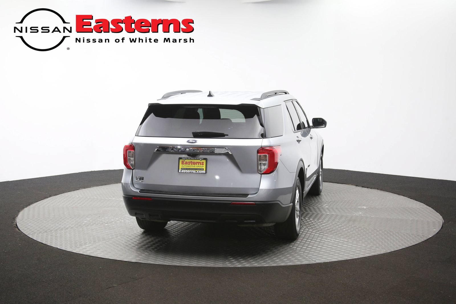 Used 2023 Ford Explorer XLT RWD image 33
