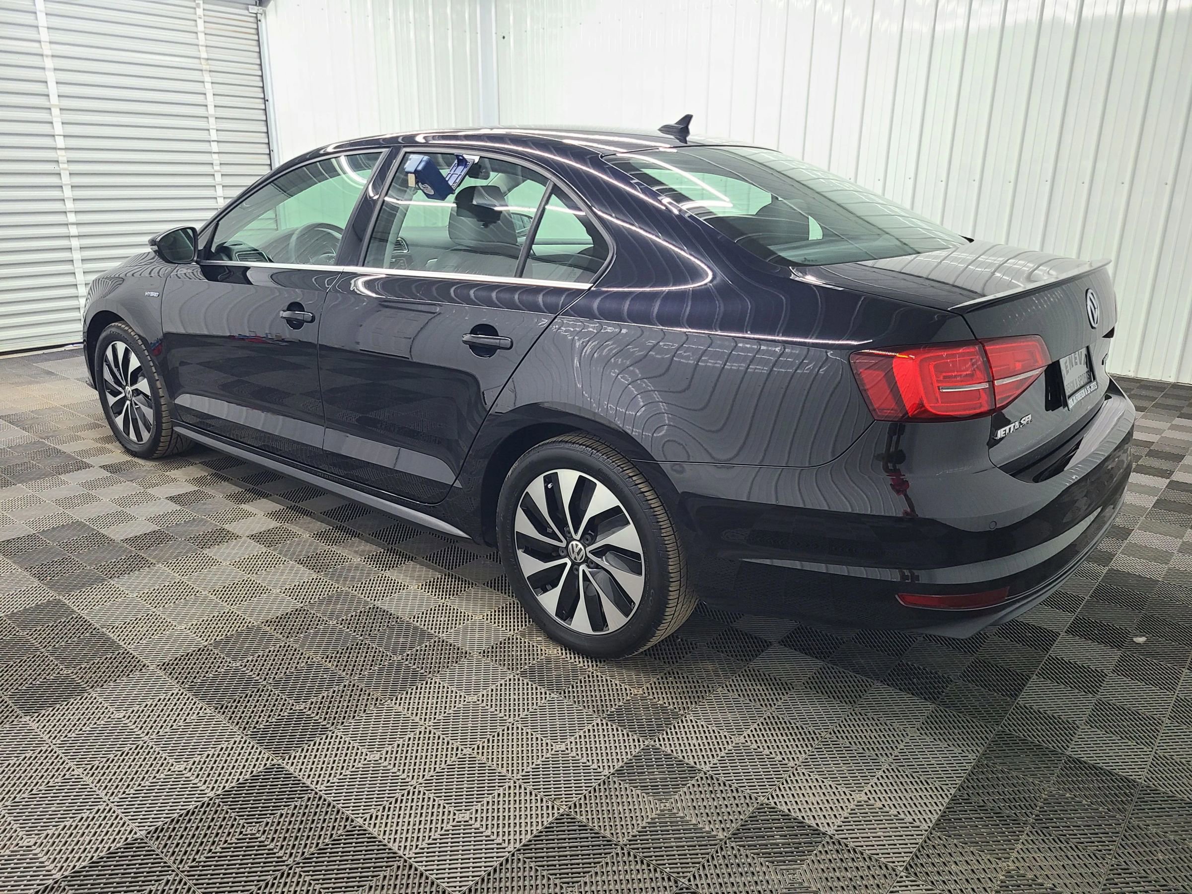 Used 2016 Volkswagen Jetta SEL Premium image 9