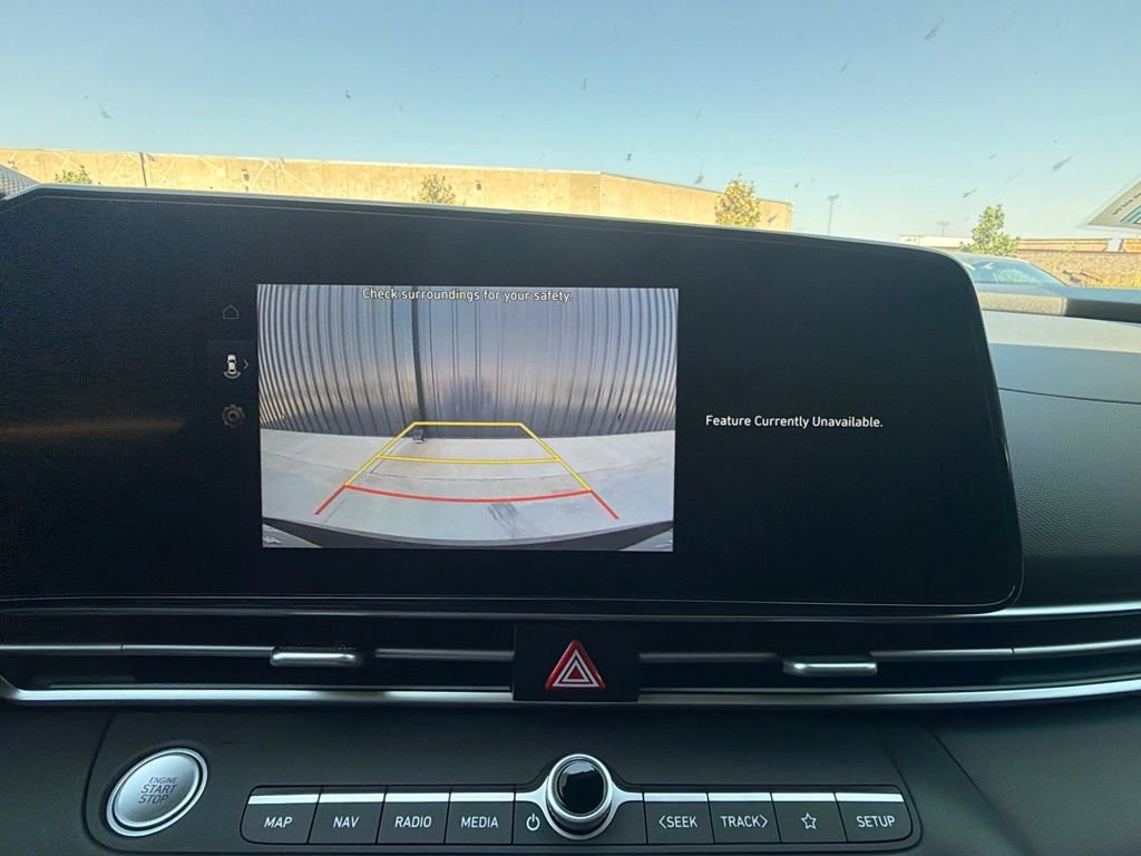 New 2026 Hyundai Elantra Limited FWD image 32