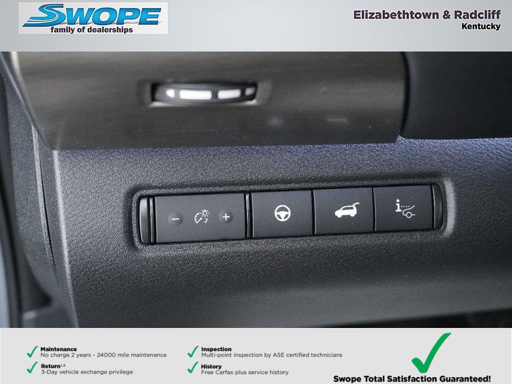 New 2025 Nissan Pathfinder Platinum image 17