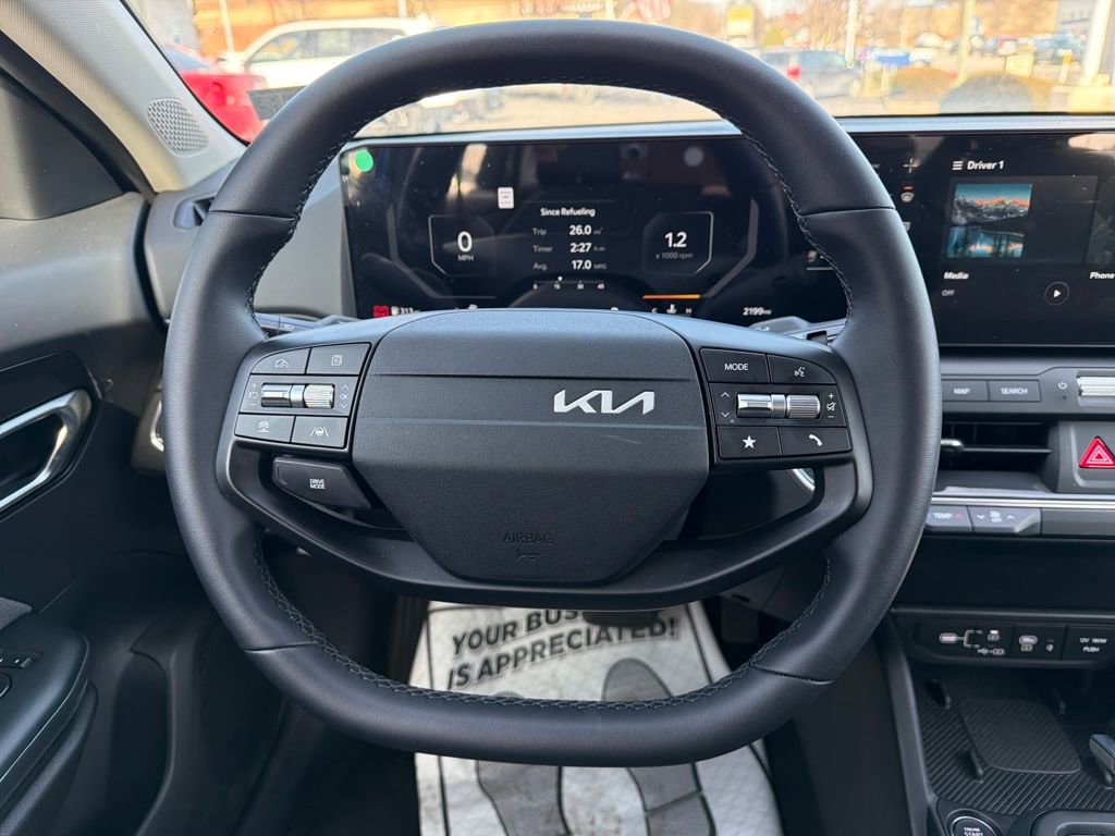 Certified 2025 Kia K4 EX image 17
