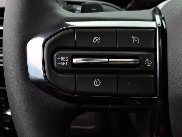 New 2026 GMC Yukon AT4 w/ AT4 Premium Package AWD/4WD image 21