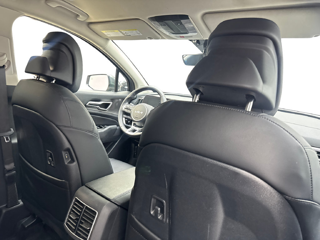 Used 2024 Kia Sportage EX AWD/4WD image 44