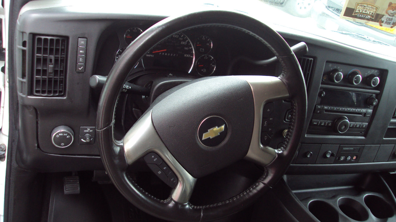 Used 2013 Chevrolet Express 1500 LS image 19