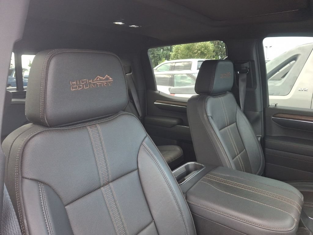 Certified 2023 Chevrolet Silverado 1500 High Country w/ High Country Premium Package AWD/4WD image 14