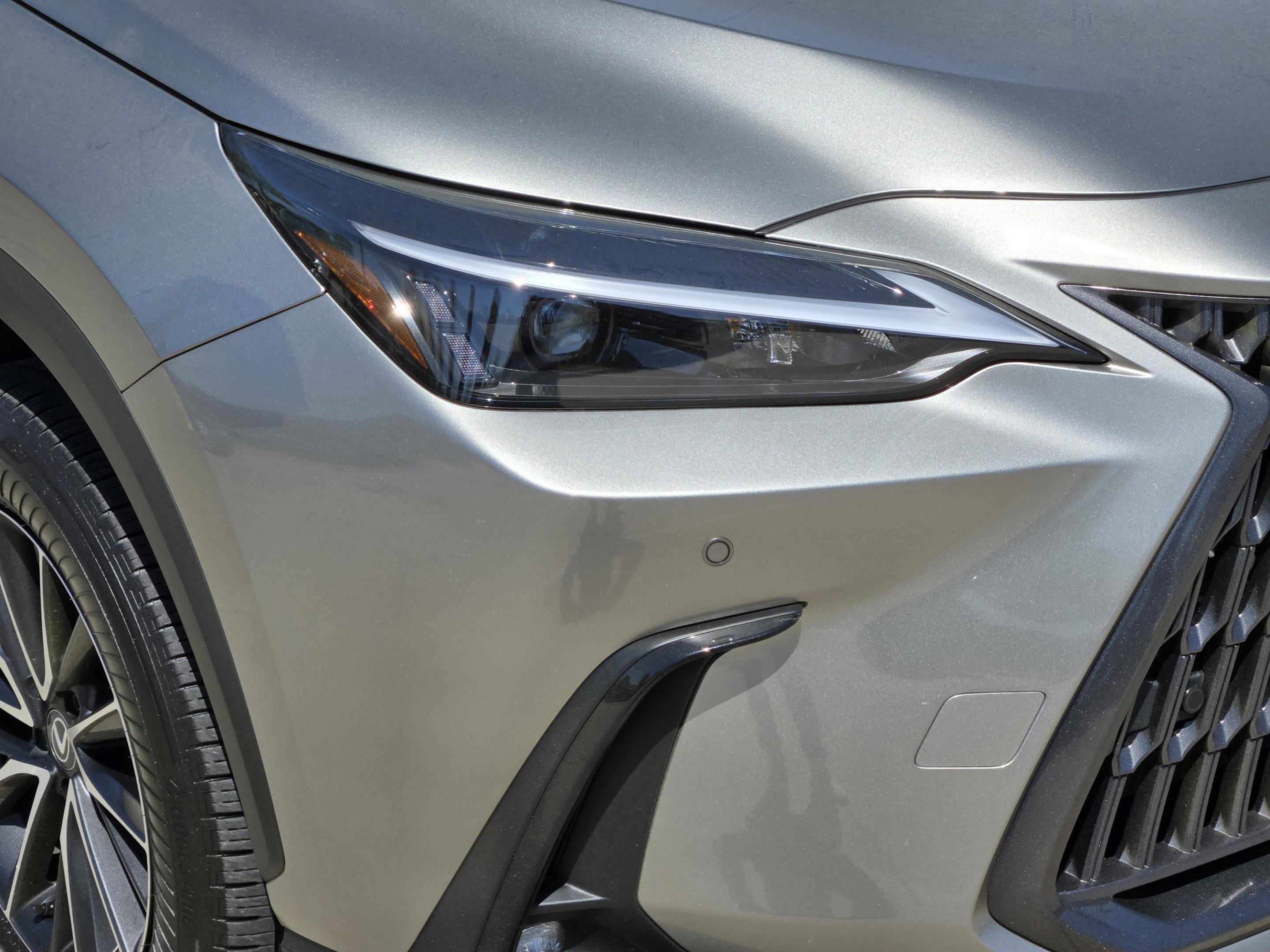 Used 2024 Lexus NX 350 AWD image 12