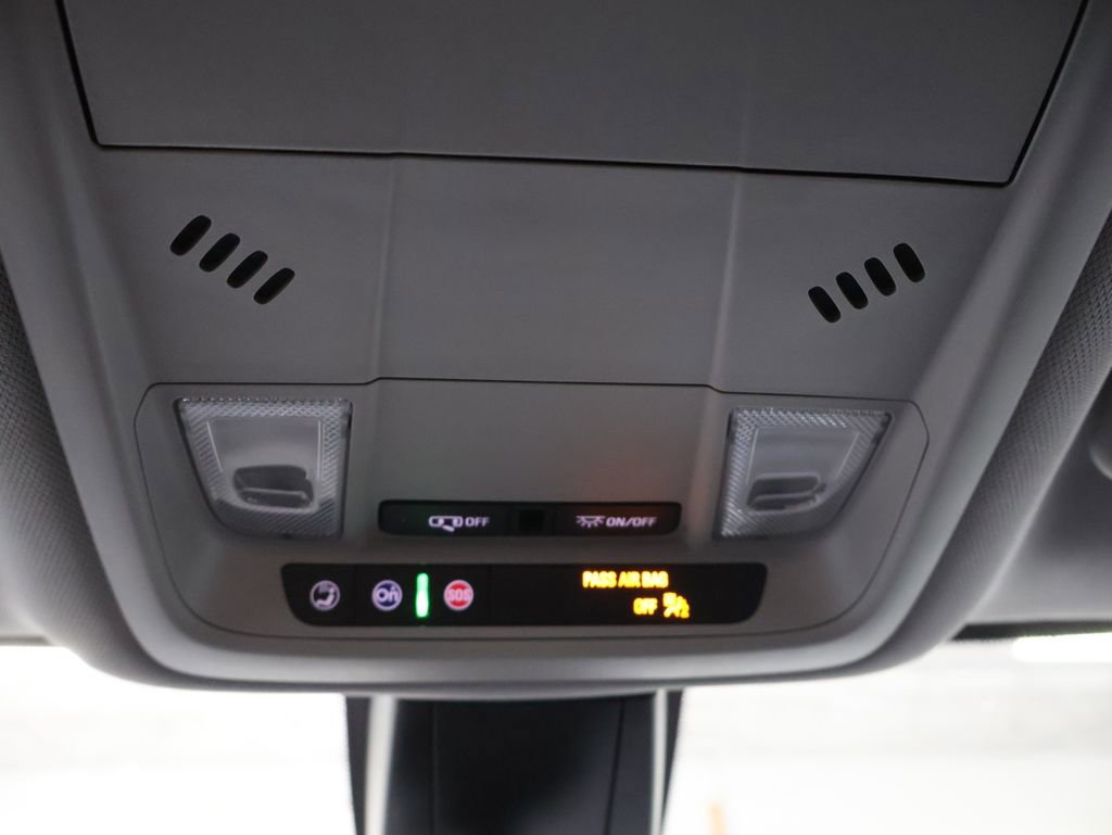 Used 2023 Chevrolet Blazer LT image 31