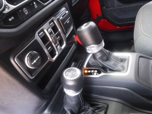 Certified 2024 Jeep Wrangler Sport S image 18