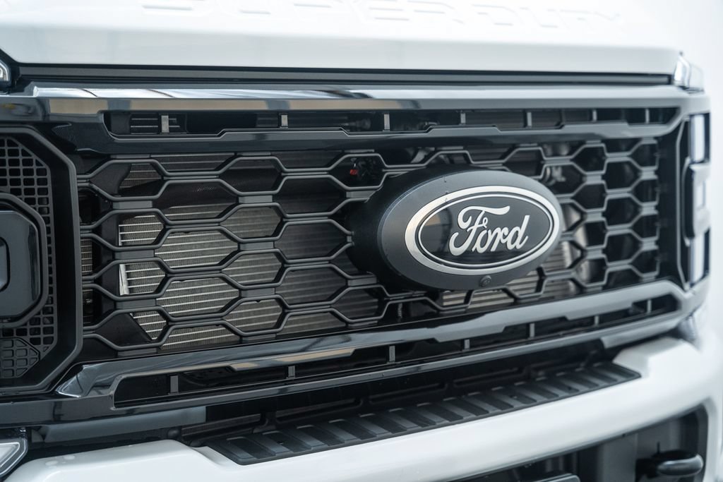 New 2026 Ford F350 XLT w/ XLT Premium Package AWD/4WD image 12