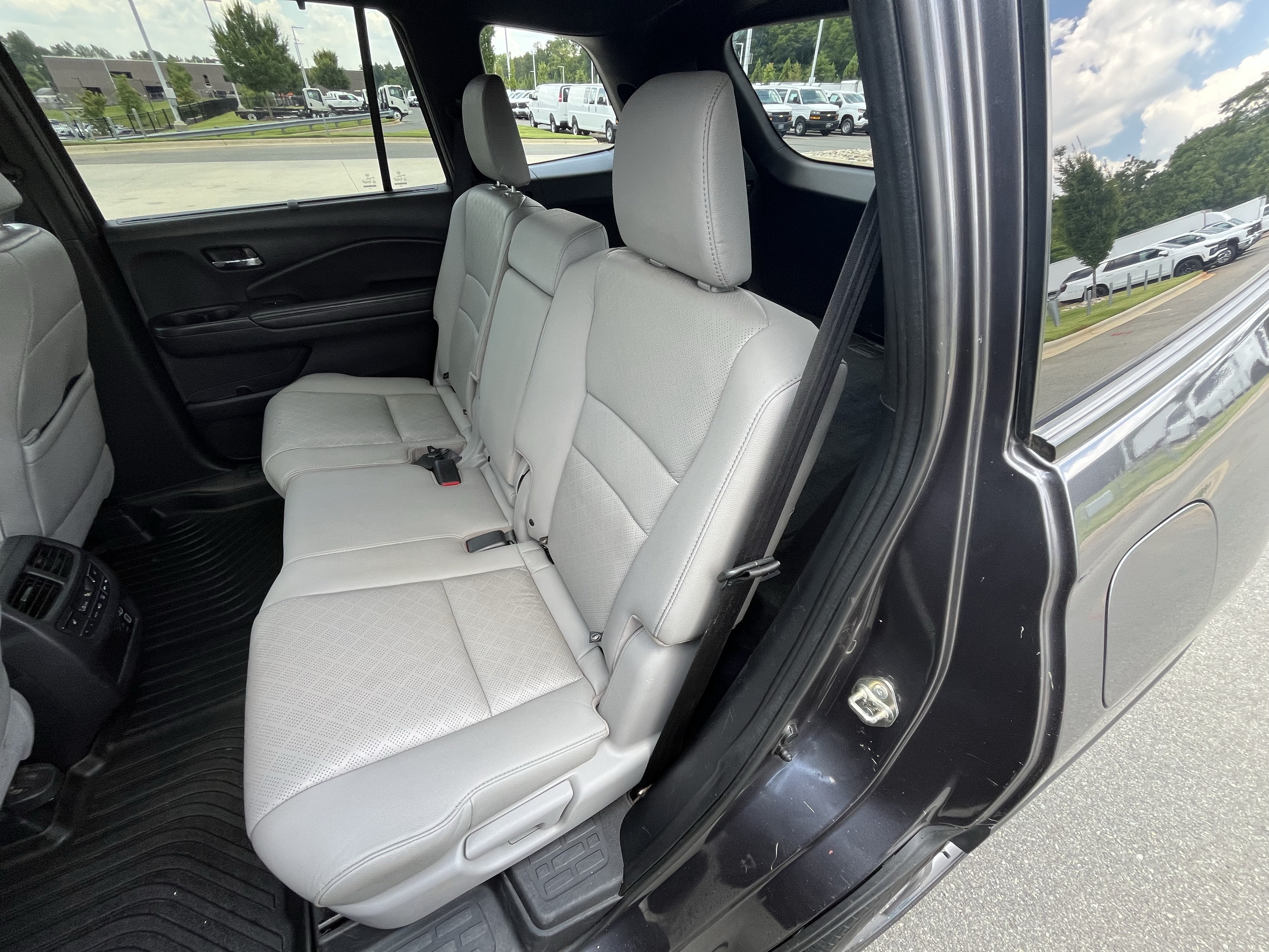 Used 2020 Honda Passport Touring image 29