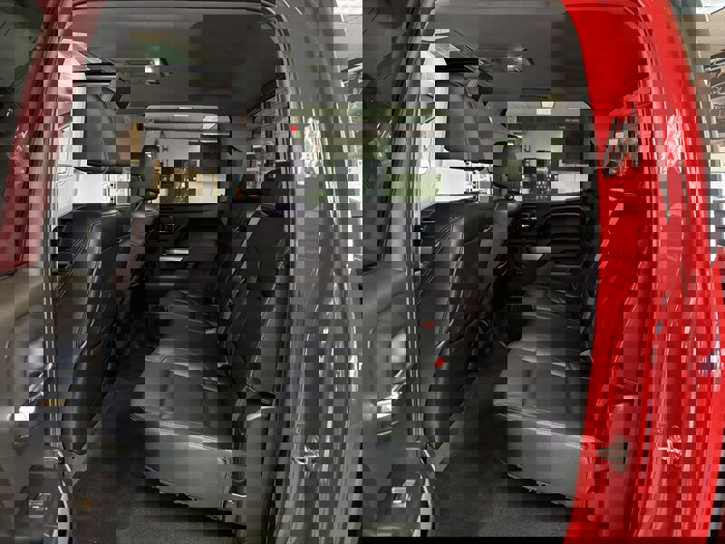 Used 2015 Chevrolet Silverado 1500 LTZ Z71 image 23