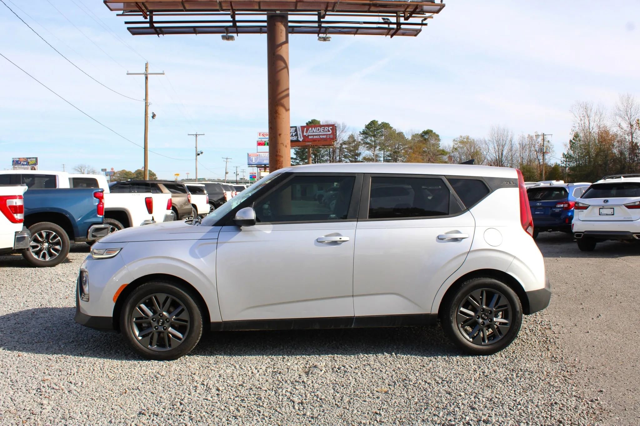 Used 2020 Kia Soul EX FWD image 2