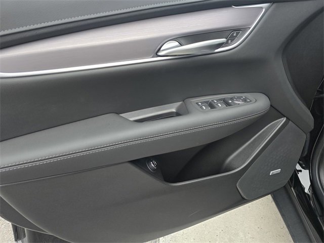 New 2026 Cadillac XT5 Luxury w/ LPO, Floor Liner Package image 21