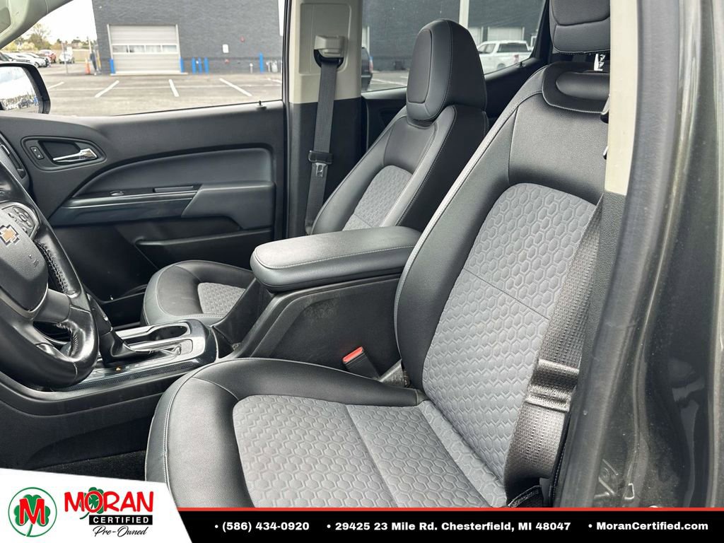 Used 2018 Chevrolet Colorado Z71 AWD/4WD image 17