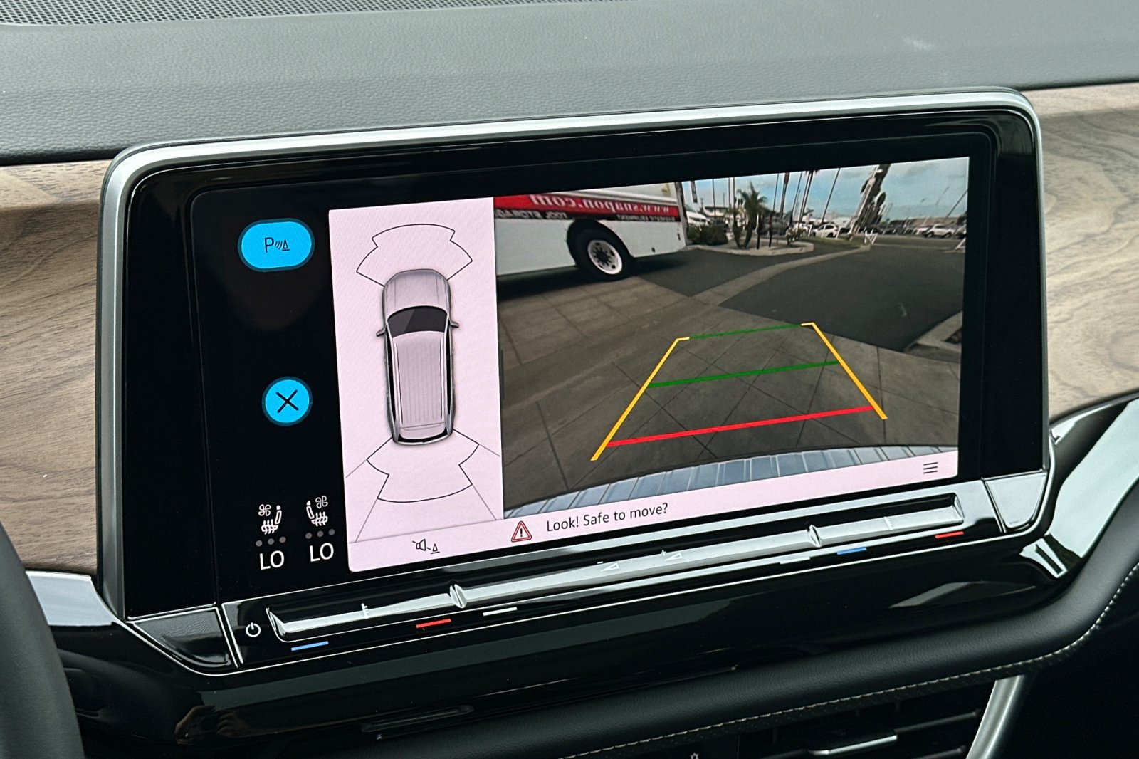 New 2026 Volkswagen Atlas SE AWD/4WD image 18