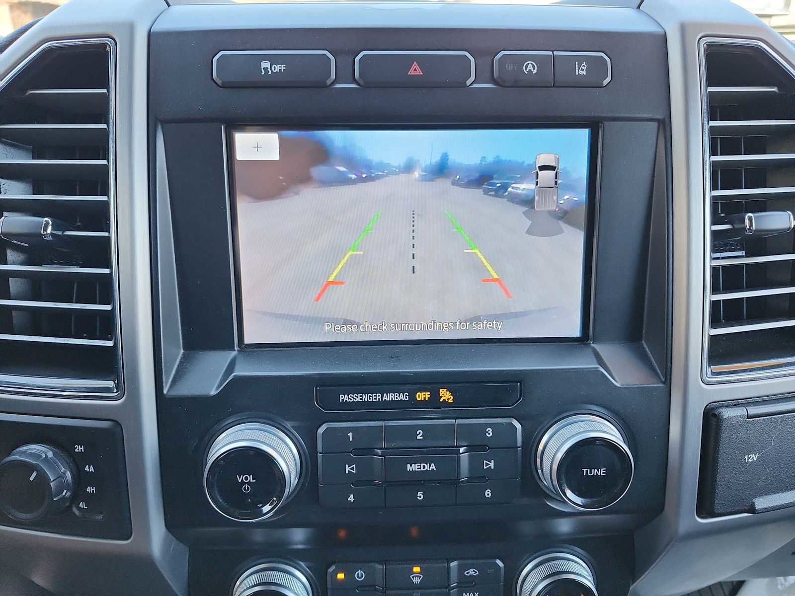 Used 2020 Ford F150 Platinum image 14