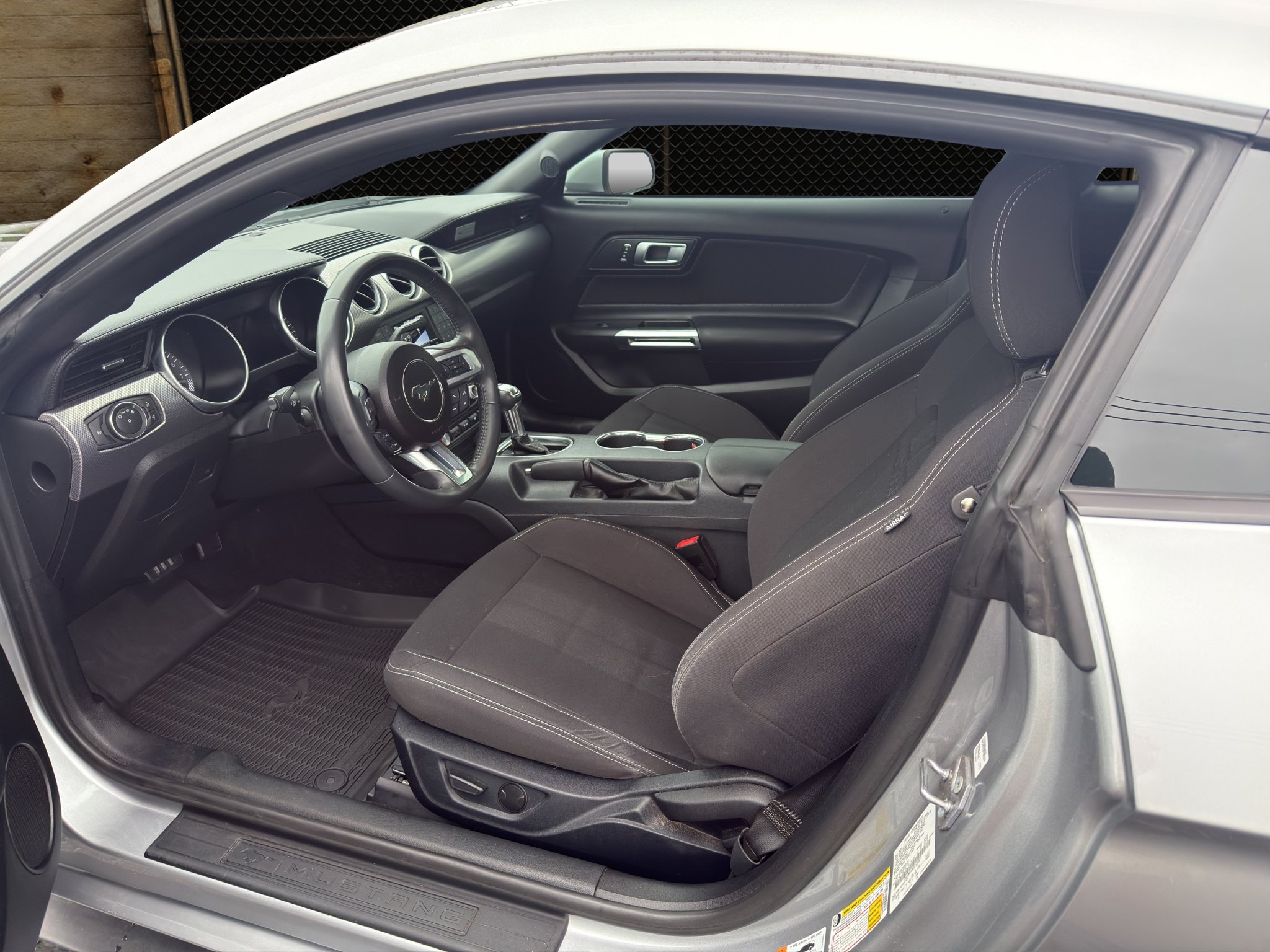 Used 2021 Ford Mustang GT RWD image 4