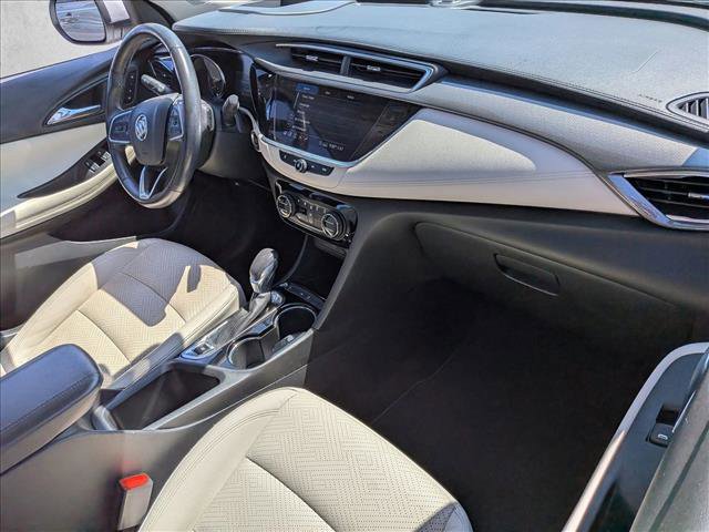 Used 2020 Buick Encore GX Essence w/ Experience Buick Package FWD image 19