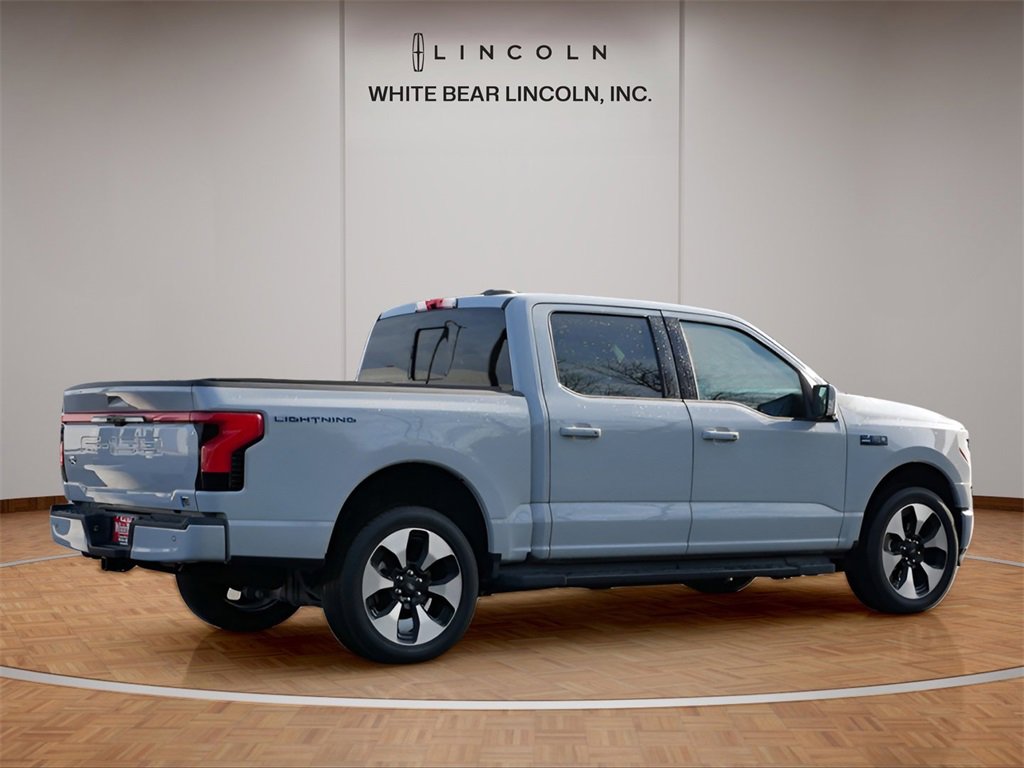 Used 2024 Ford F150 Lightning Platinum image 5
