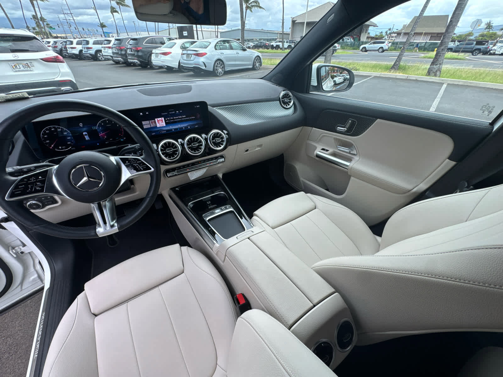 Used 2025 Mercedes-Benz GLA 250 image 16