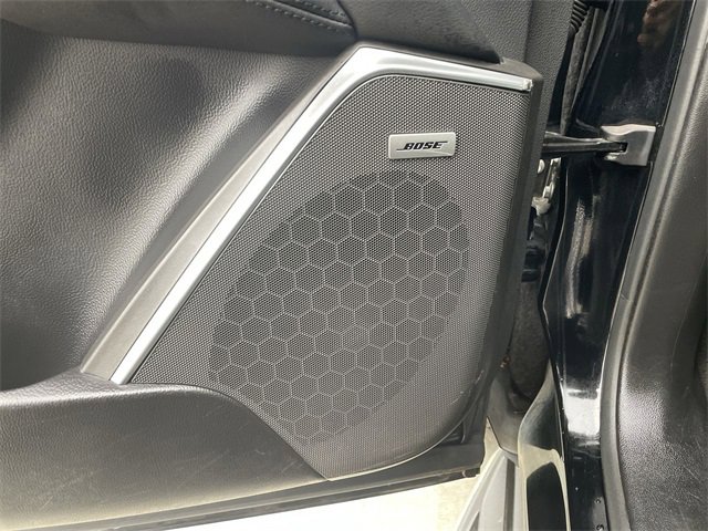 Used 2020 Cadillac Escalade Luxury image 25