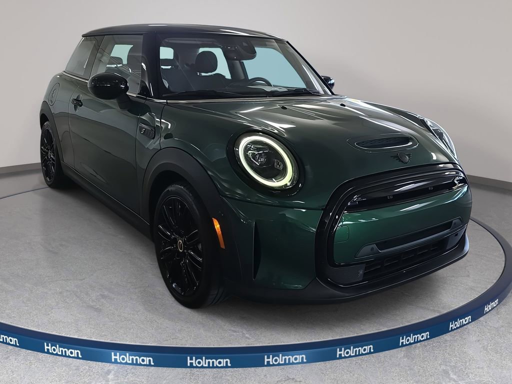 Used 2024 MINI Cooper SE image 4