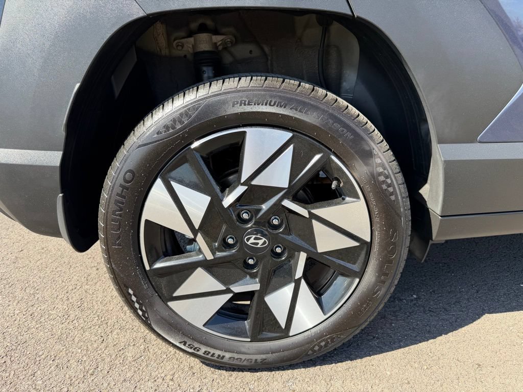 Used 2025 Hyundai Kona SEL AWD/4WD image 10