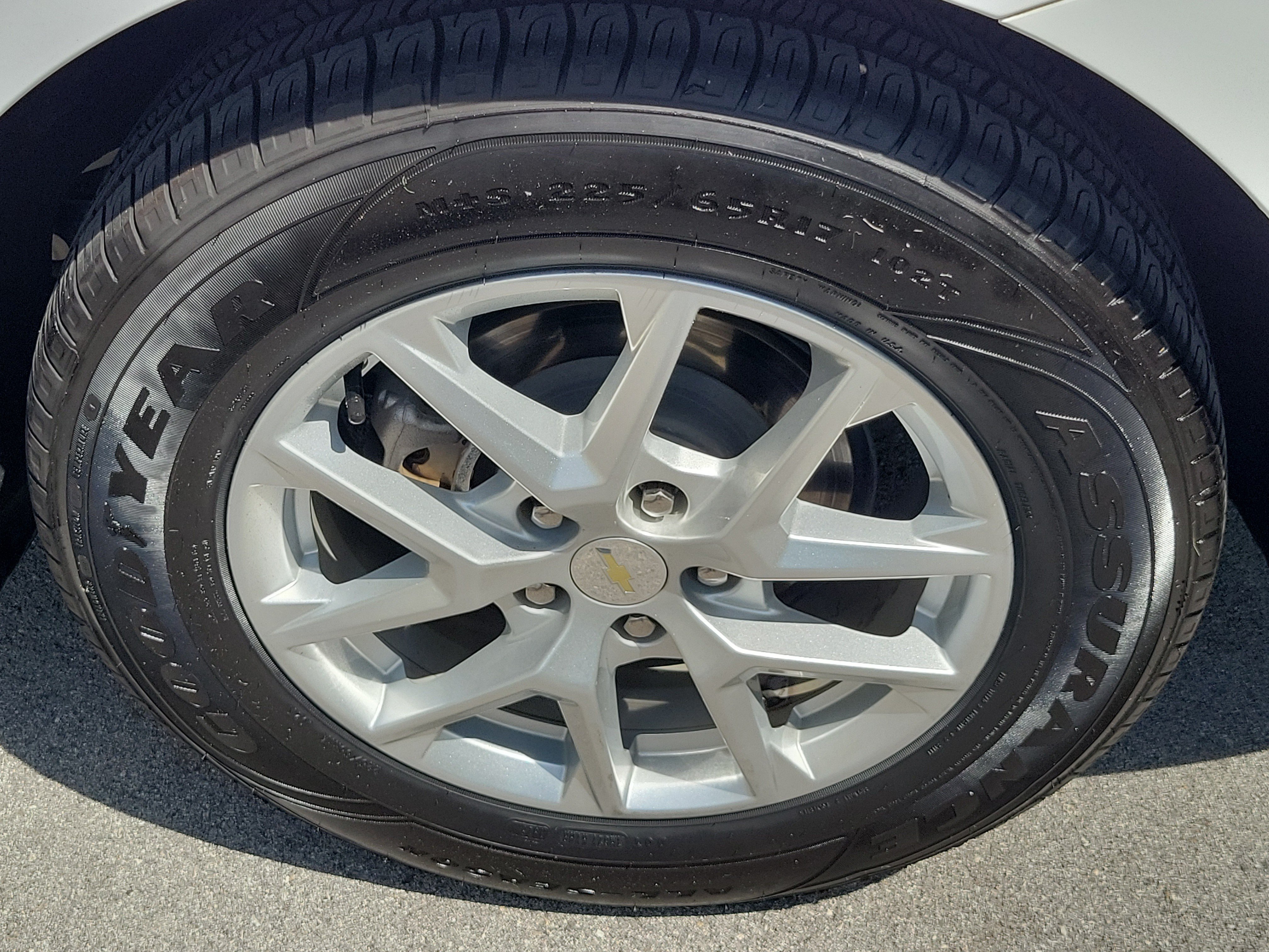 Used 2022 Chevrolet Equinox LT FWD image 10
