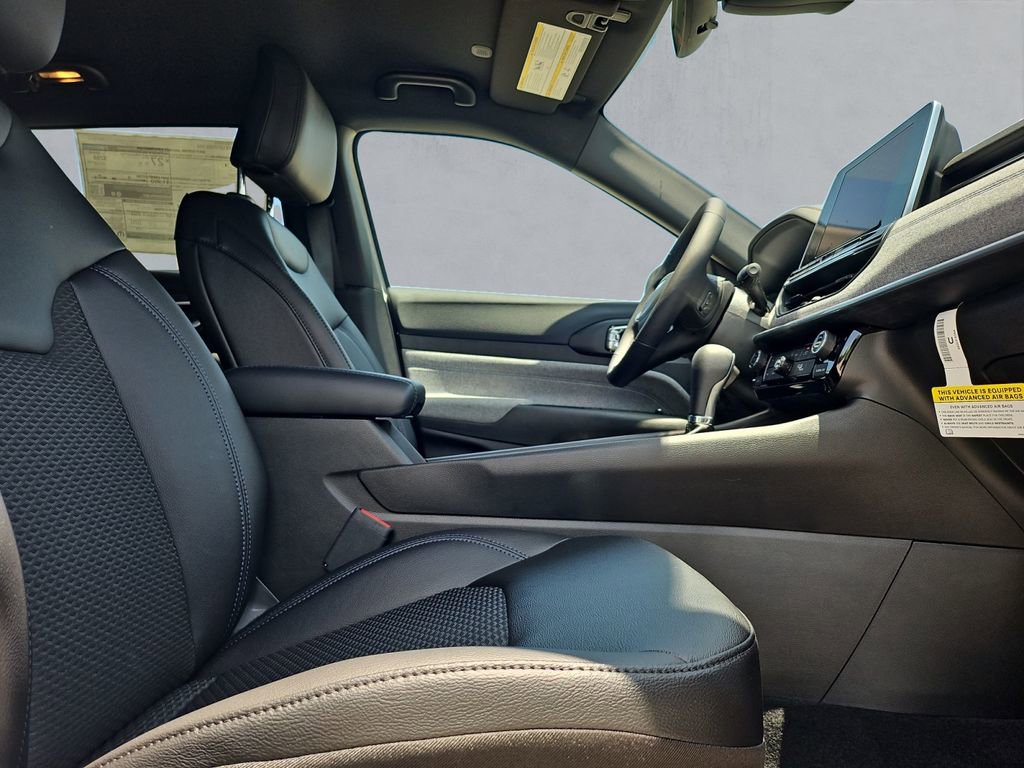 New 2025 Jeep Compass Latitude image 15