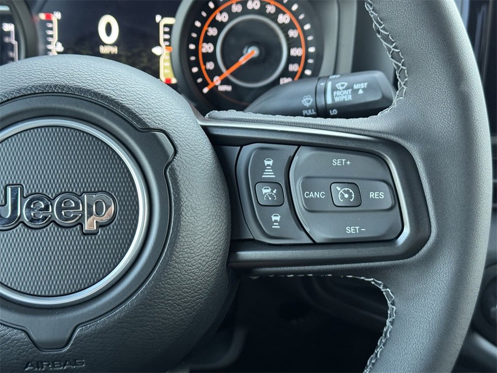 New 2025 Jeep Gladiator Sport image 19