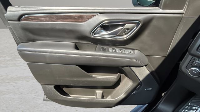 Used 2024 Chevrolet Tahoe LT AWD/4WD image 17