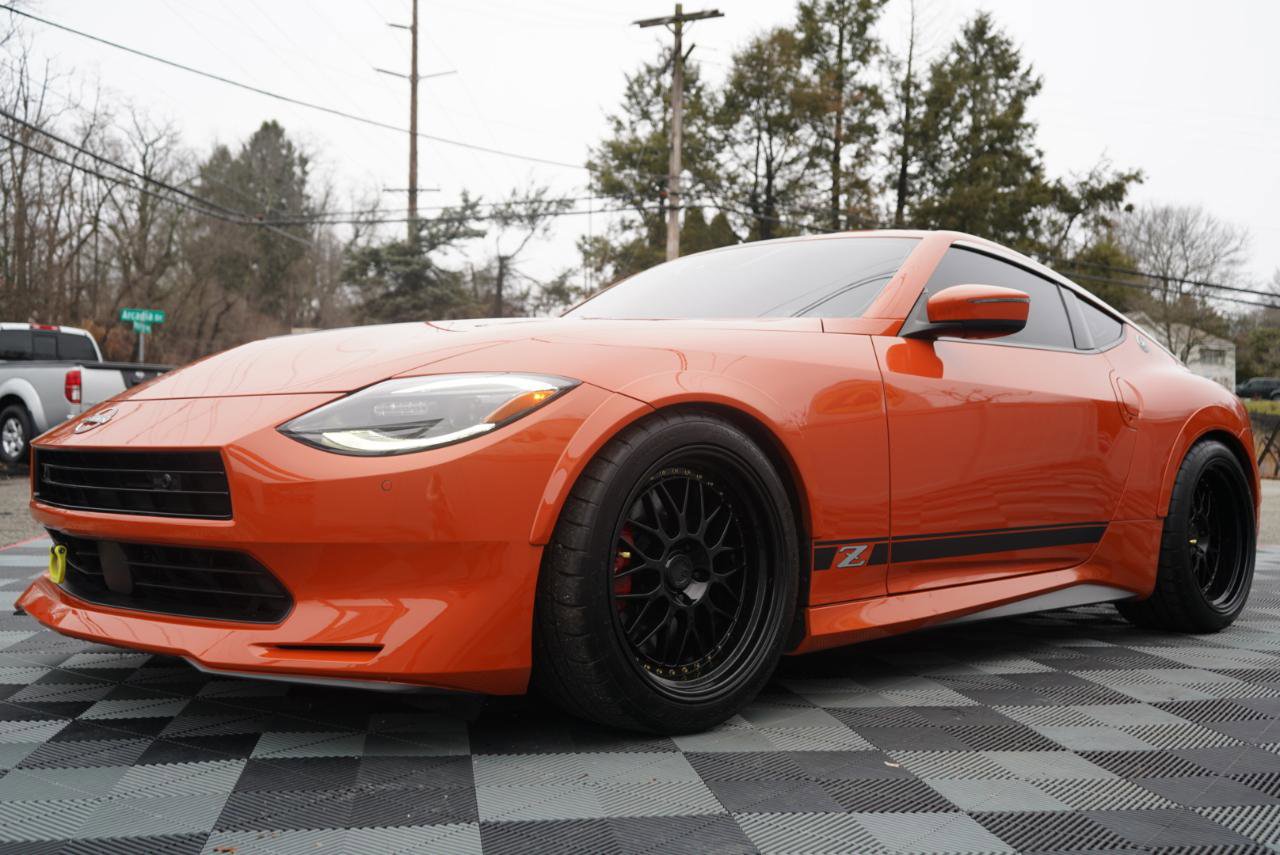 Used 2024 Nissan Z Performance w/ Heritage Edition image 13
