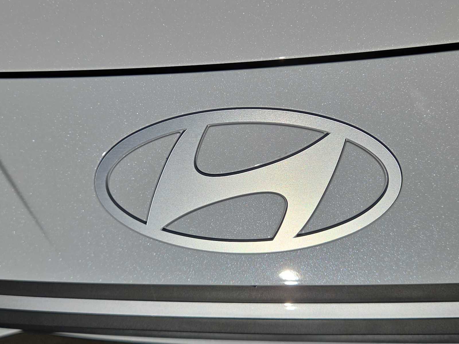 New 2026 Hyundai Elantra Sport image 11