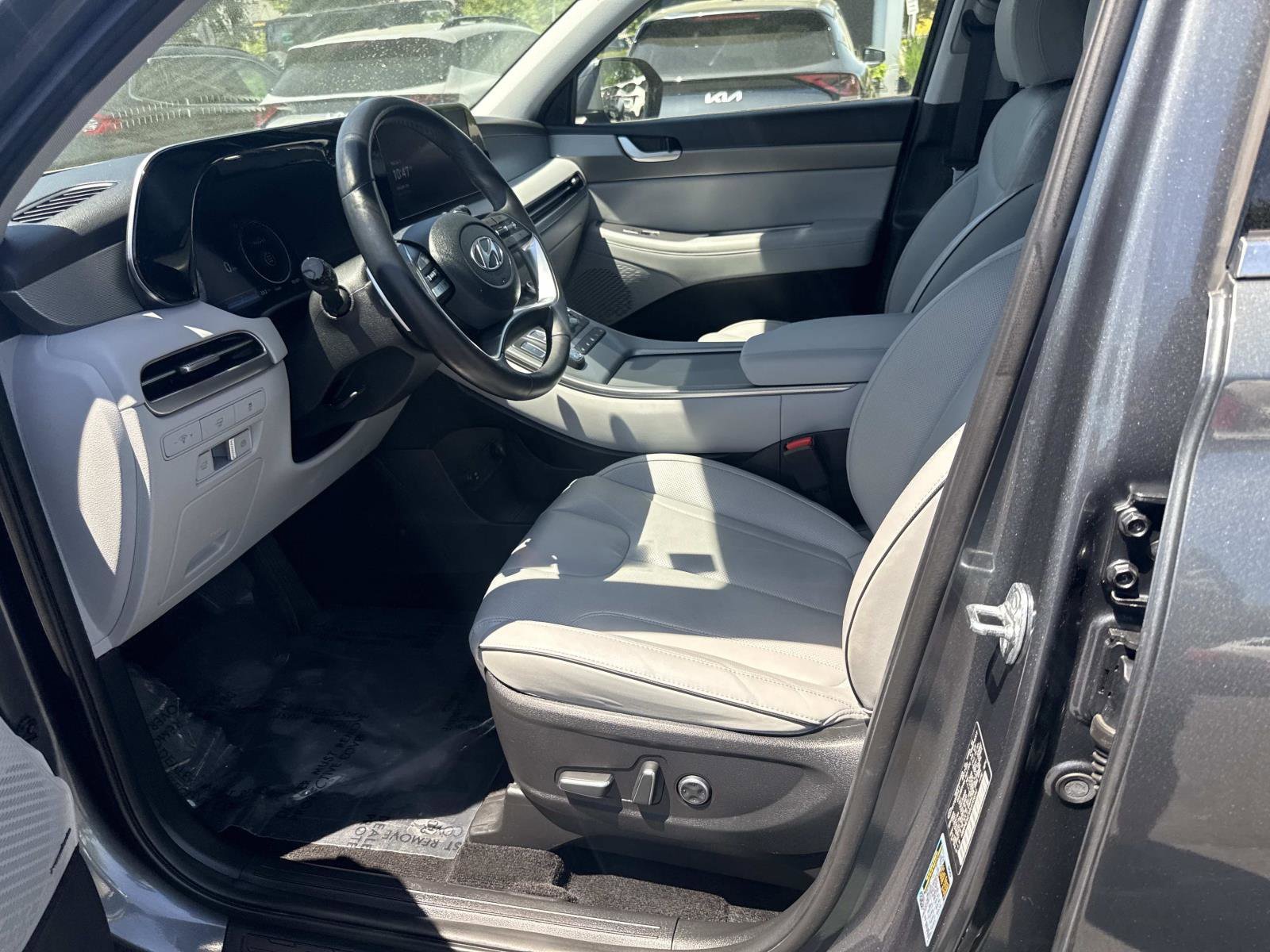 Used 2024 Hyundai Palisade SEL w/ Premium Package AWD/4WD image 19