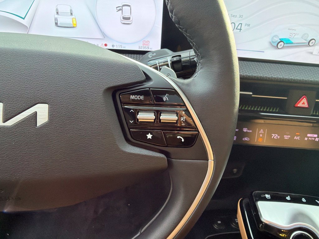 Certified 2023 Kia EV6 GT-Line AWD/4WD image 16