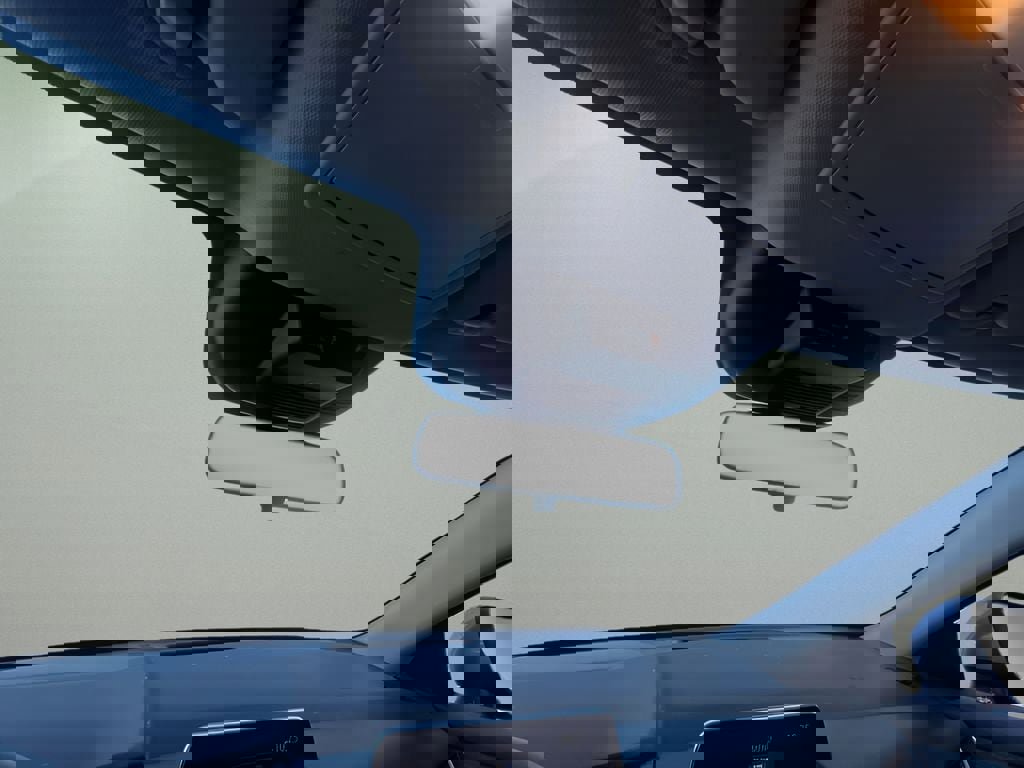 Used 2023 Nissan Rogue SV image 15