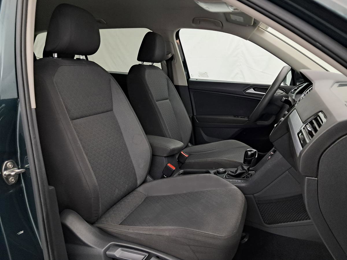 Used 2019 Volkswagen Tiguan S w/ 3rd Row Seat Package image 19