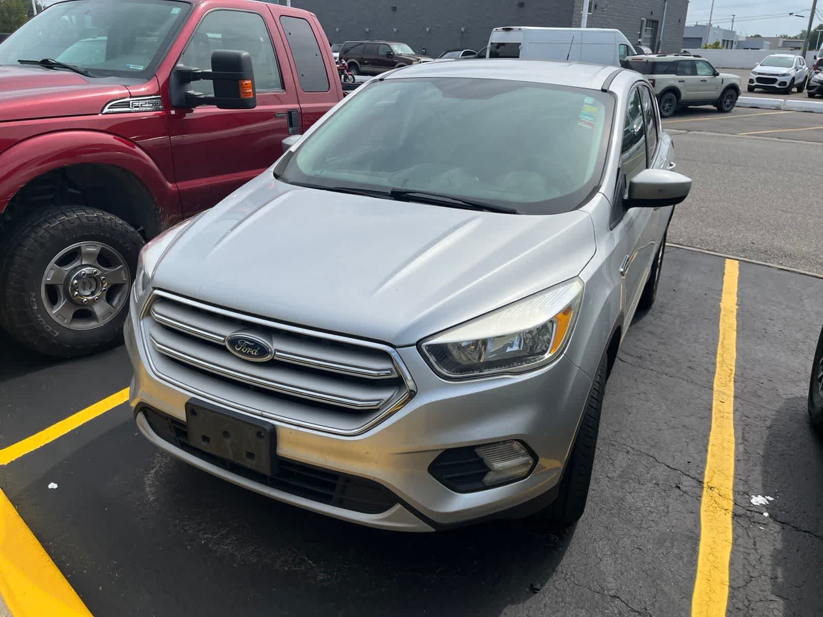 Used 2019 Ford Escape SE AWD/4WD image 3