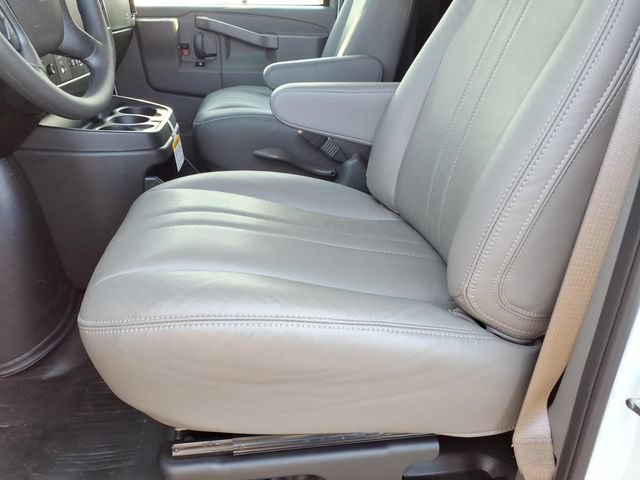 New 2026 Chevrolet Express 3500 w/ Driver Convenience Package RWD image 10