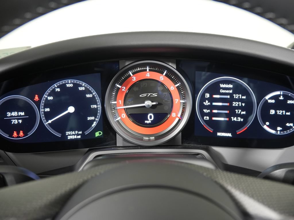 Certified 2022 Porsche 911 Carrera GTS RWD image 31