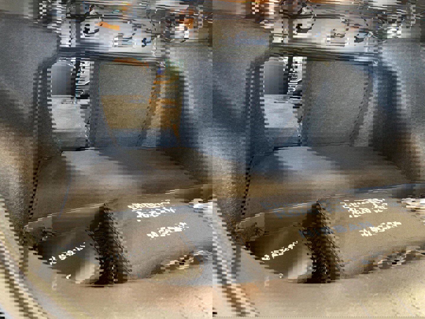 Used 2025 Nissan Altima 2.5 SR image 19