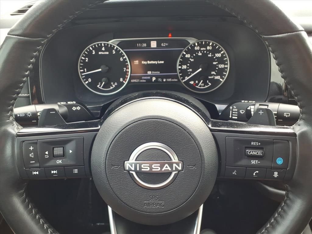 Used 2023 Nissan Pathfinder SL w/ Black Appearance Package image 12