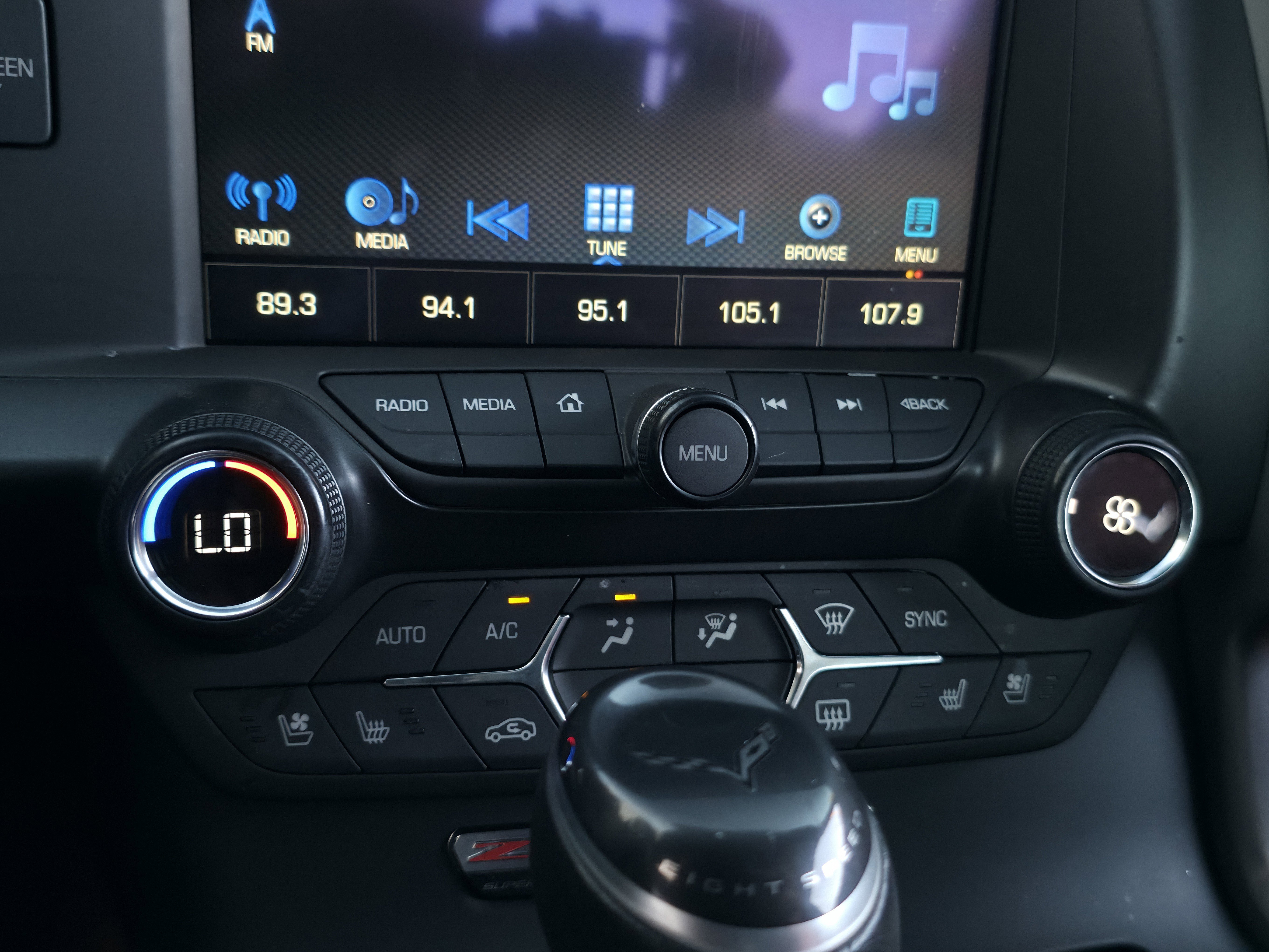 Used 2016 Chevrolet Corvette Z06 w/ 3LZ Preferred Equipment Group image 24