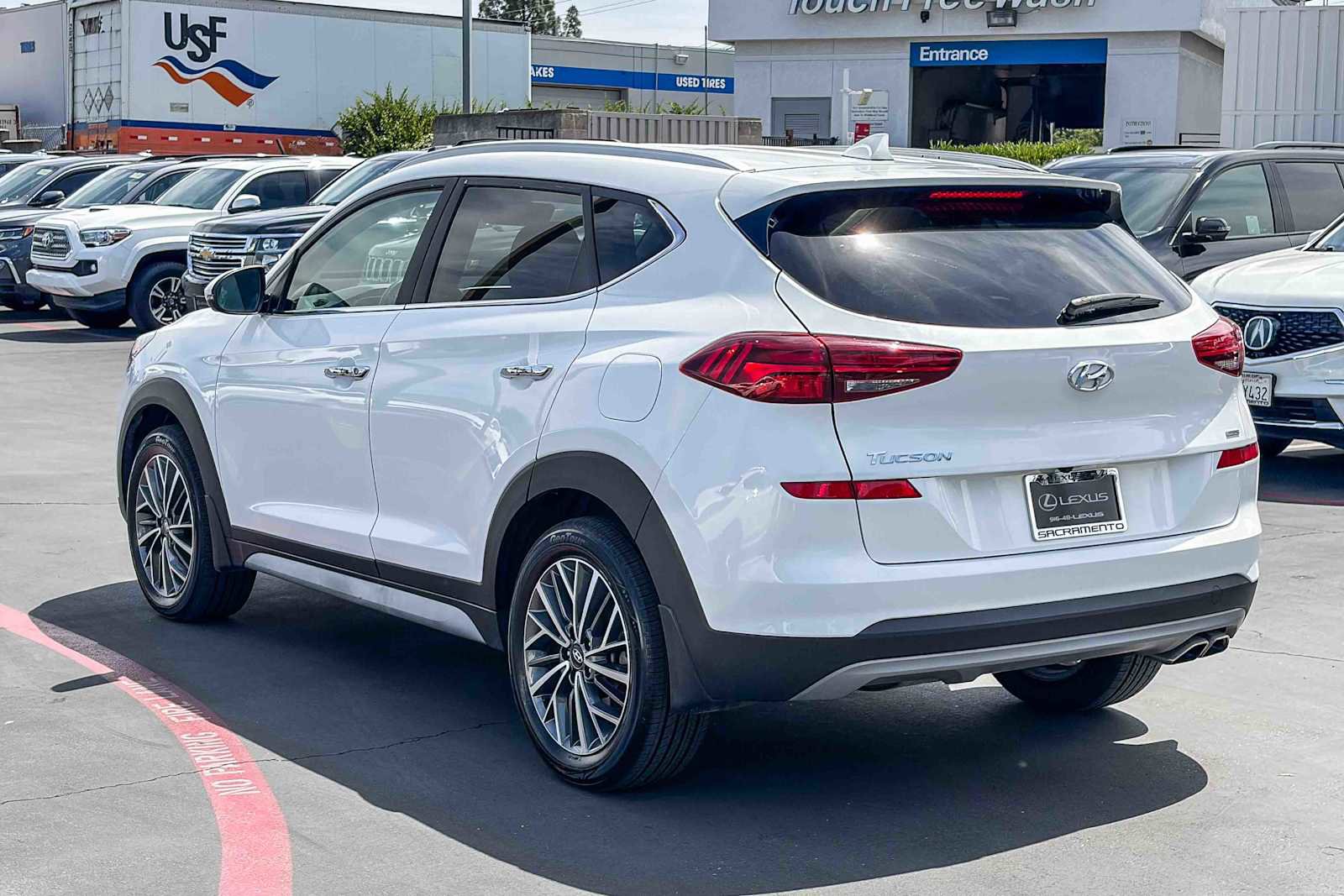 Used 2021 Hyundai Tucson Limited AWD/4WD image 2