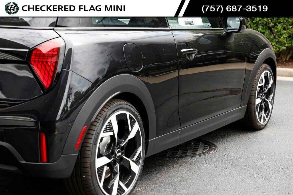 Used 2025 MINI Cooper S FWD image 10