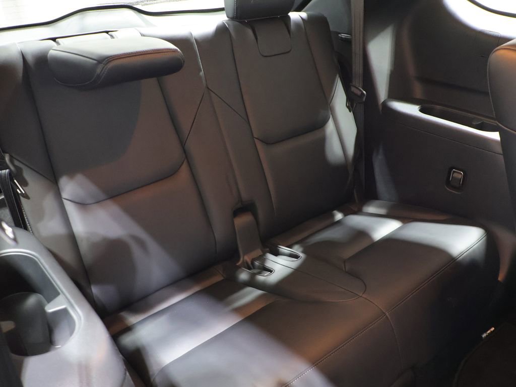 Used 2023 MAZDA CX-9 Touring image 23